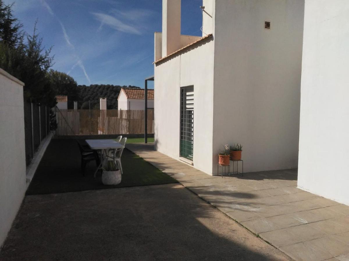 Hostal Huéznar Rural San Nicolás del Puerto Exterior foto
